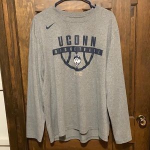 Nike UCONN Basketball Long Sleeve 🏀